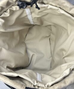 Alternative view of GIGA Brown Spring Dragon