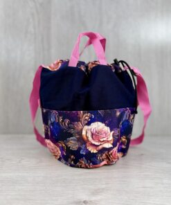 Alternative view of BIG Navy Roses II